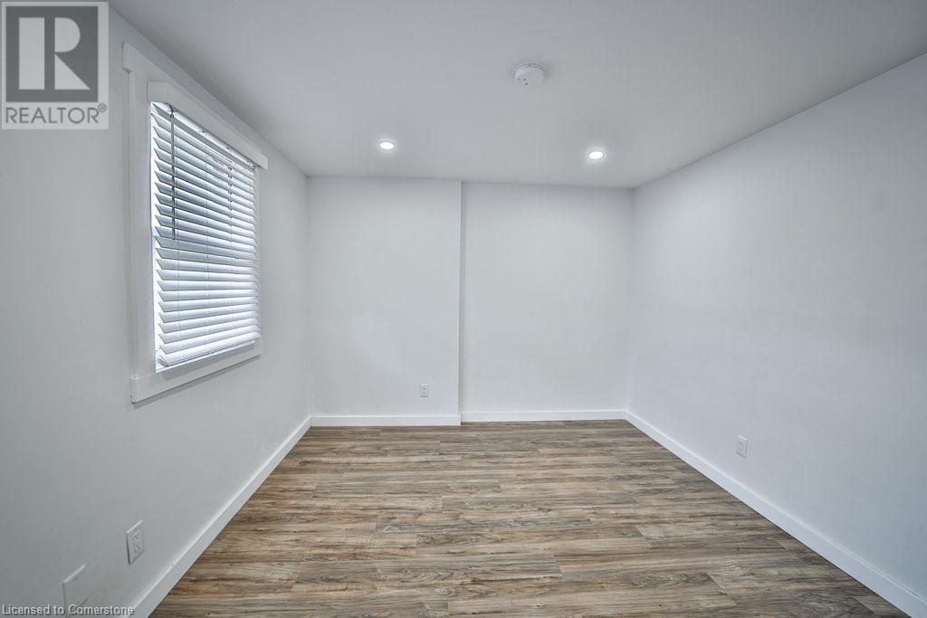 403 Keats Way Unit# 4, Waterloo, Ontario  N2L 5S7 - Photo 19 - 40687427