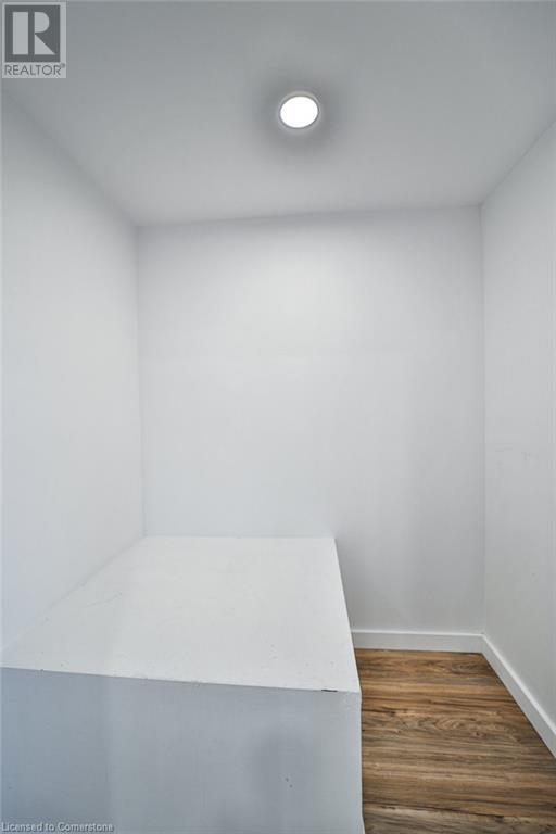 403 Keats Way Unit# 4, Waterloo, Ontario  N2L 5S7 - Photo 22 - 40687427