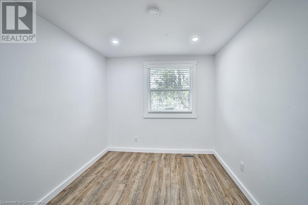 403 Keats Way Unit# 4, Waterloo, Ontario  N2L 5S7 - Photo 26 - 40687427