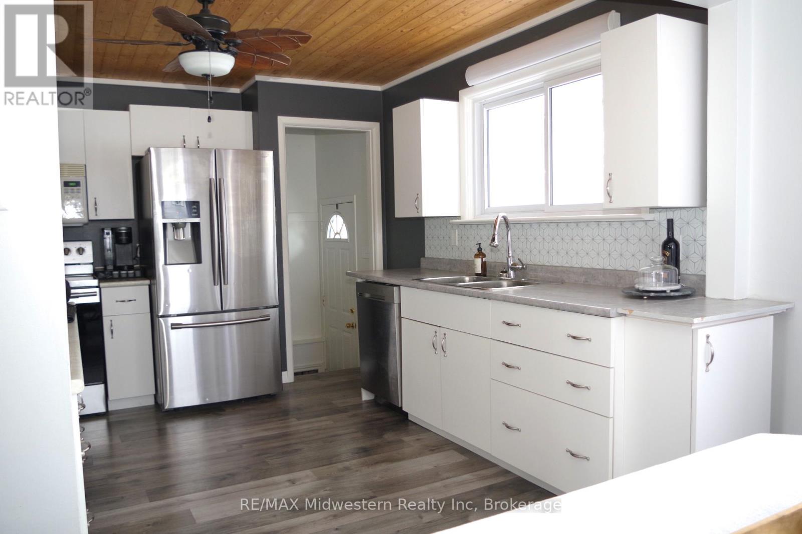 235 1st Avenue N, Arran-Elderslie, Ontario  N0G 1L0 - Photo 11 - X11907243