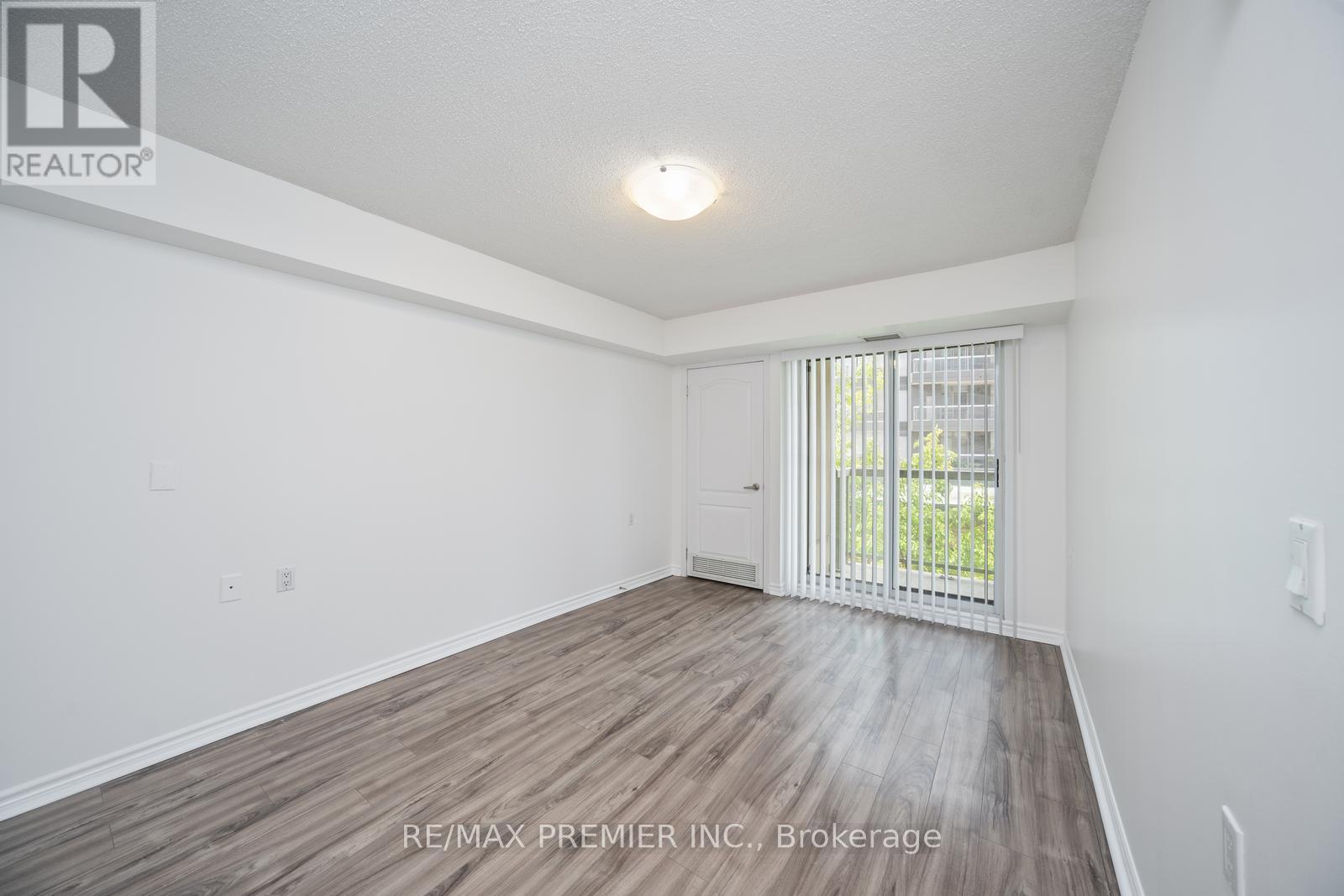 213 - 890 Sheppard Avenue W, Toronto, Ontario  M3H 6B9 - Photo 25 - C11907236