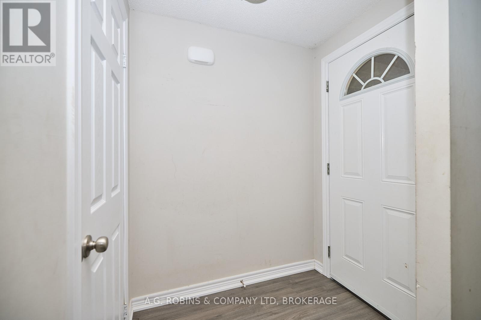 3 Calcott Court, Thorold, Ontario  L2V 4J9 - Photo 25 - X10429831