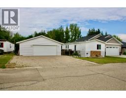 112 1st Avenue E, Neilburg, Ca