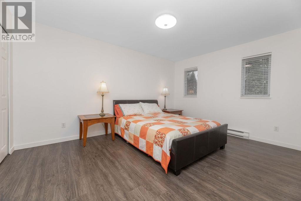 87 Monroe Road, Gibsons, British Columbia V0N 1V6 - Photo 10 - R2952485