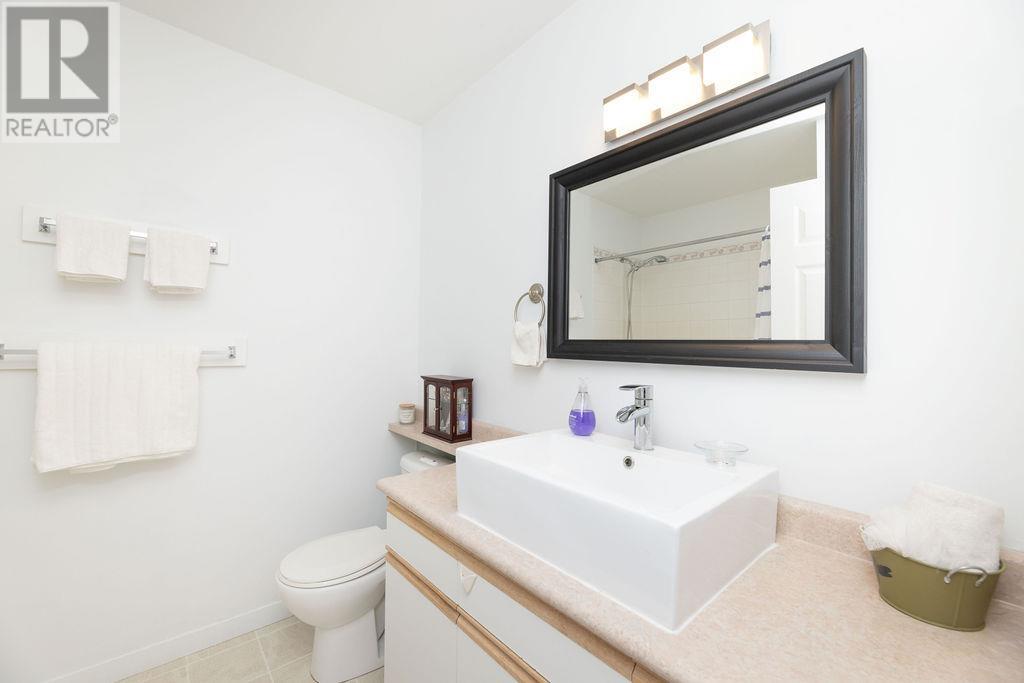 87 Monroe Road, Gibsons, British Columbia V0N 1V6 - Photo 15 - R2952485