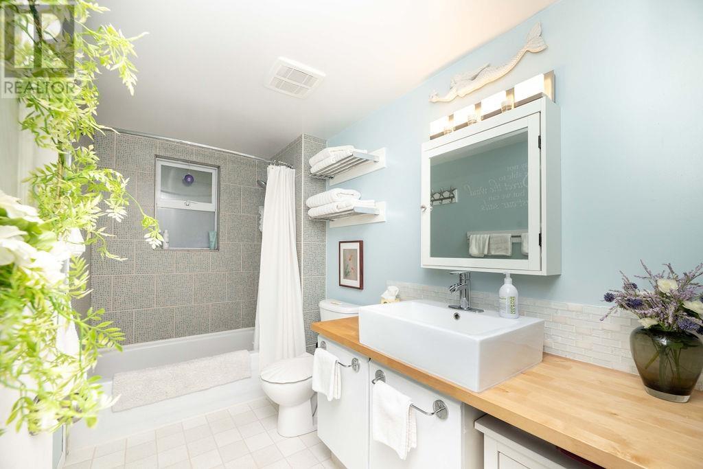 87 Monroe Road, Gibsons, British Columbia V0N 1V6 - Photo 23 - R2952485