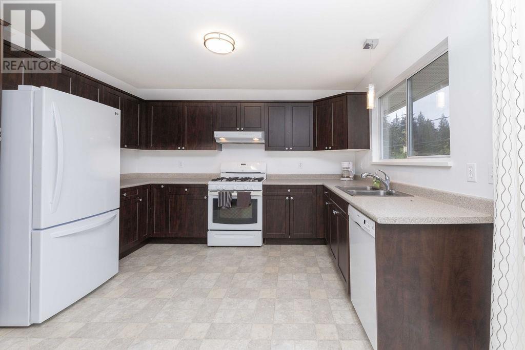 87 Monroe Road, Gibsons, British Columbia V0N 1V6 - Photo 5 - R2952485