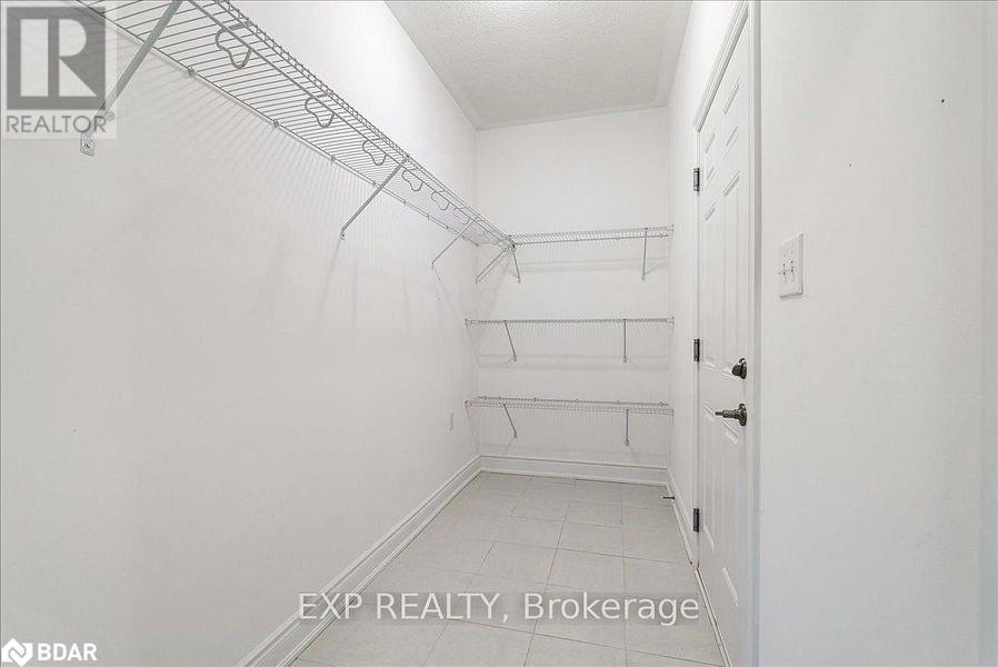 21 Olympic Gate, Barrie, Ontario  L9J 0H9 - Photo 8 - 40676532