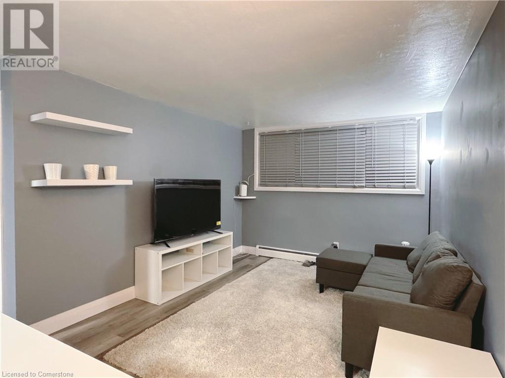 281 Lorne Avenue, Kitchener, Ontario  N2M 3Y9 - Photo 4 - 40687222