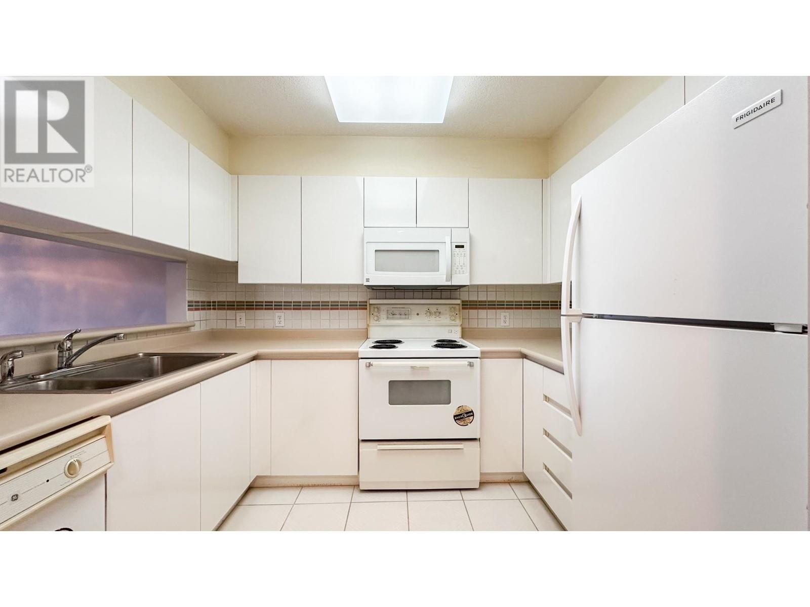 302 2438 Heather Street, Vancouver, British Columbia  V5Z 3H9 - Photo 8 - R2952266