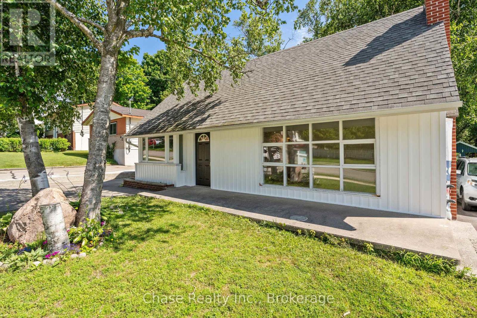 309 MANLY STREET, Midland, Ontario