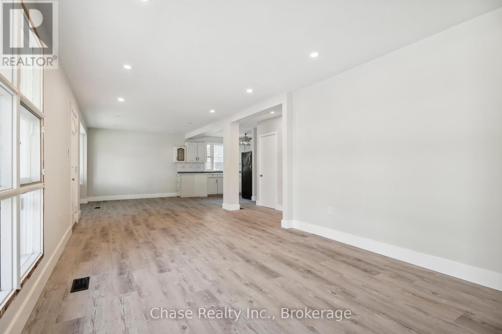 309 Manly Street, Midland, Ontario  L4R 3C7 - Photo 5 - S11907410