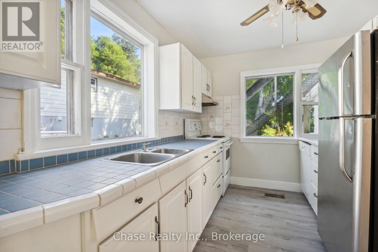 309 Manly Street, Midland, Ontario  L4R 3C7 - Photo 6 - S11907410