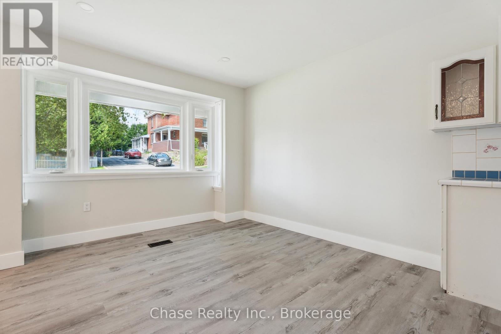 309 Manly Street, Midland, Ontario  L4R 3C7 - Photo 9 - S11907410