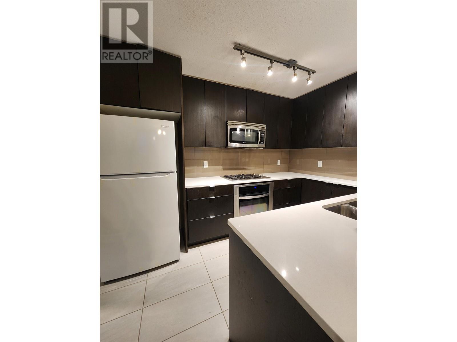 1907 7328 ARCOLA STREET