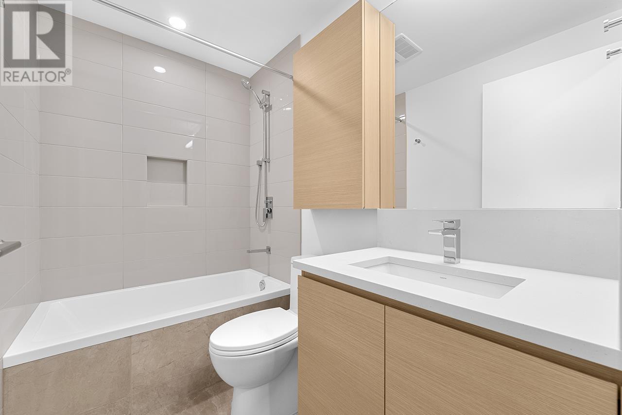 Listing Picture 10 of 40 : 1612 2108 GILMORE AVENUE, Burnaby / 本拿比 - 魯藝地產 Yvonne Lu Group - MLS Medallion Club Member