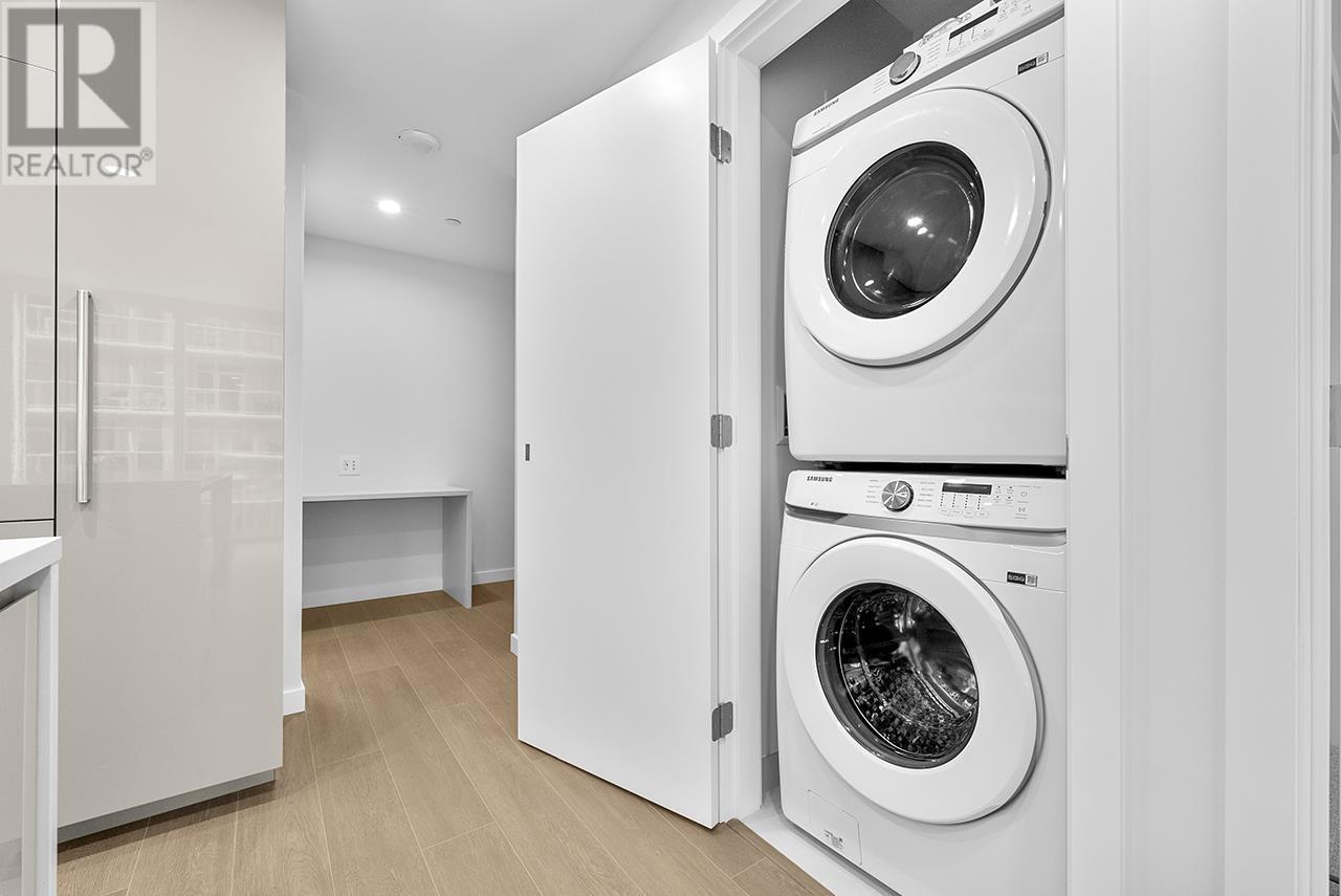 Listing Picture 11 of 40 : 1612 2108 GILMORE AVENUE, Burnaby / 本拿比 - 魯藝地產 Yvonne Lu Group - MLS Medallion Club Member