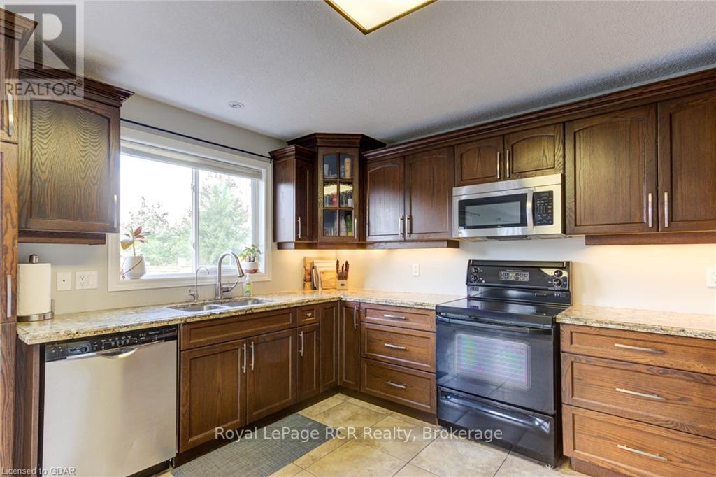 132 Schmidt Drive, Wellington North, Ontario  N0G 1A0 - Photo 14 - X11907485