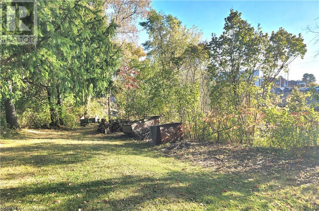 111 Riverbank Drive N, Cambridge, Ontario  N3H 4R6 - Photo 3 - 40673139