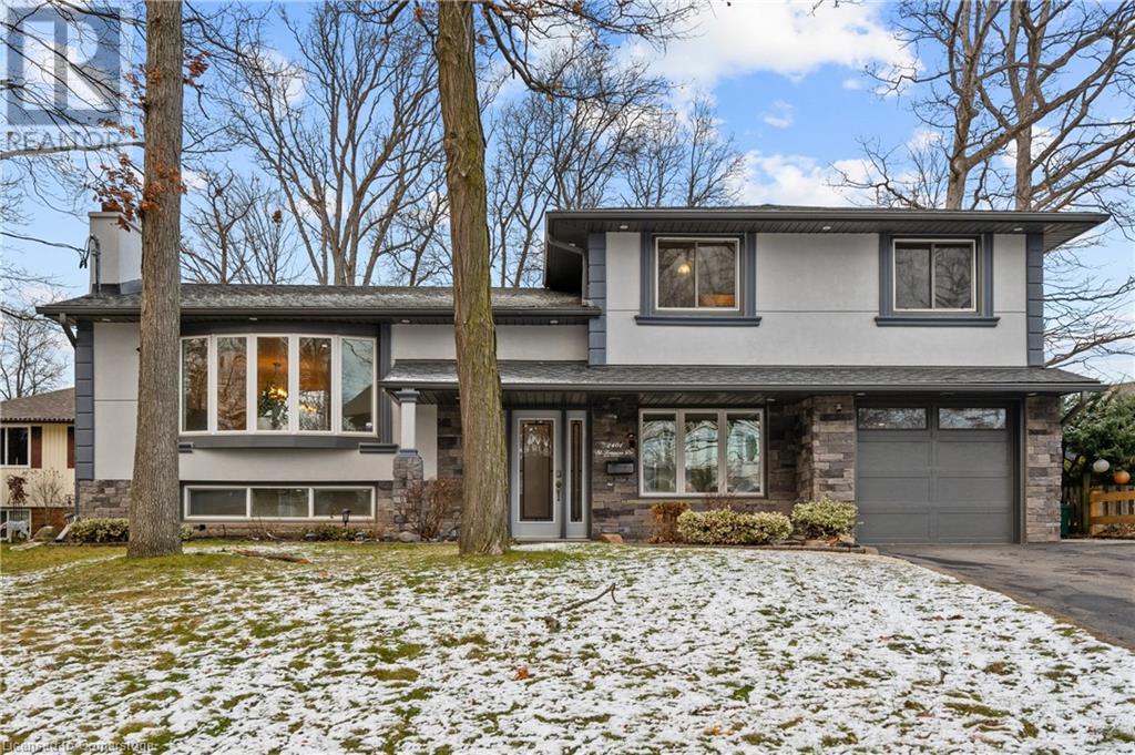 2401 St Frances Drive, Burlington, Ontario  L7P 1V3 - Photo 2 - 40687148