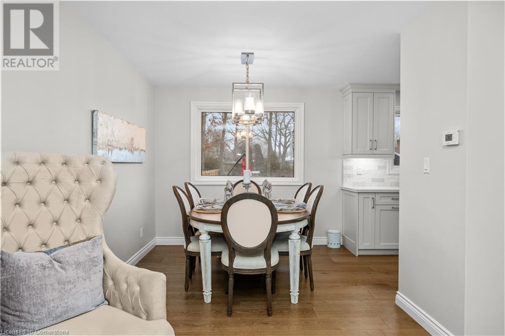 2401 St Frances Drive, Burlington, Ontario  L7P 1V3 - Photo 10 - 40687148