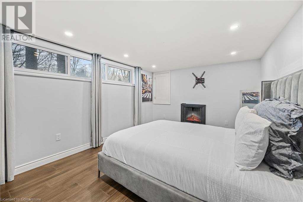 2401 St Frances Drive, Burlington, Ontario  L7P 1V3 - Photo 29 - 40687148