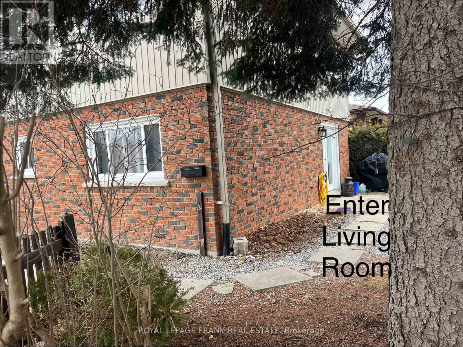 Lower - 789 Tarn Court, Oshawa, Ontario  L1J 6Y8 - Photo 4 - E11907627