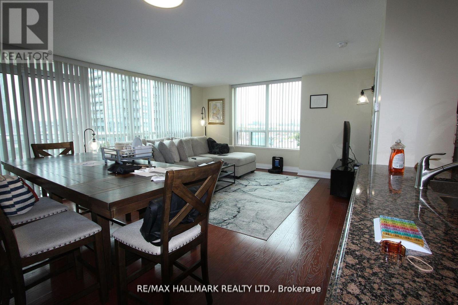 518 - 48 Suncrest Boulevard, Markham, Ontario  L3T 7Y5 - Photo 4 - N11907654