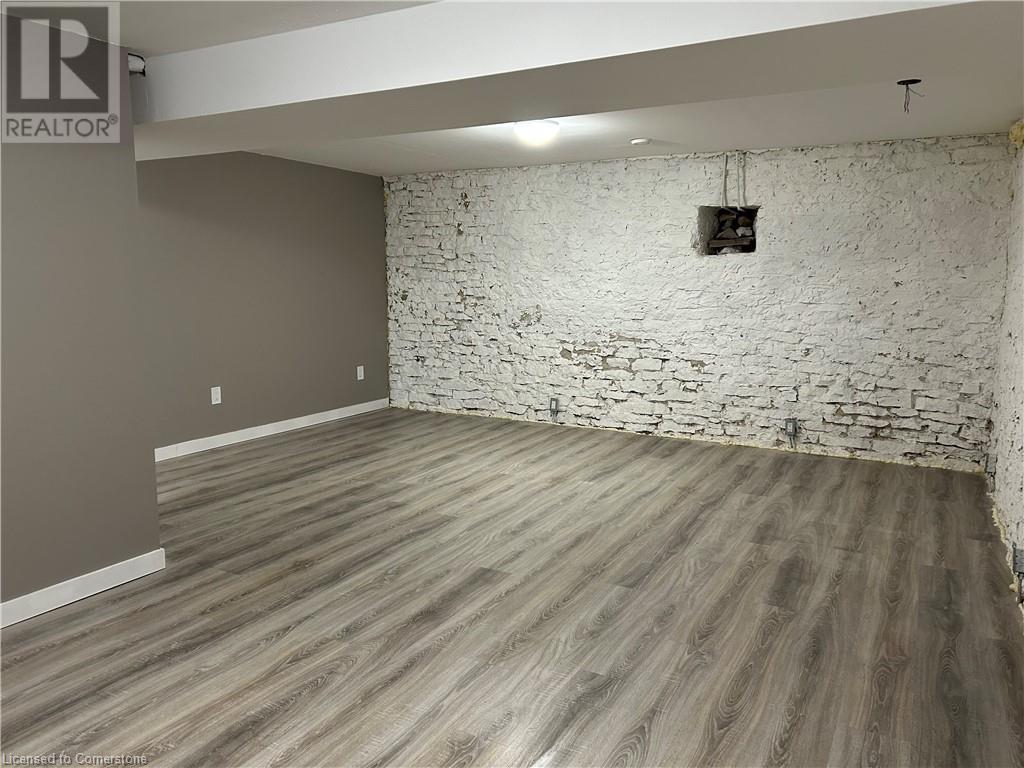 19 E QUEEN Street E Unit# B, Cambridge, Ontario