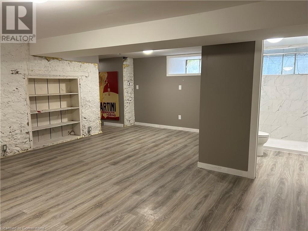 19 E Queen Street E Unit# B, Cambridge, Ontario  N3C 2A6 - Photo 2 - 40687726