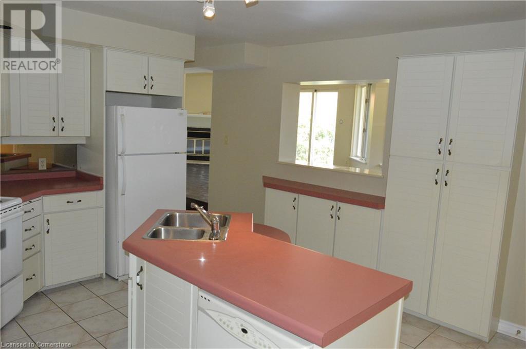 2211 New Street Unit# 1, Burlington, Ontario  L7R 1H9 - Photo 5 - 40687651