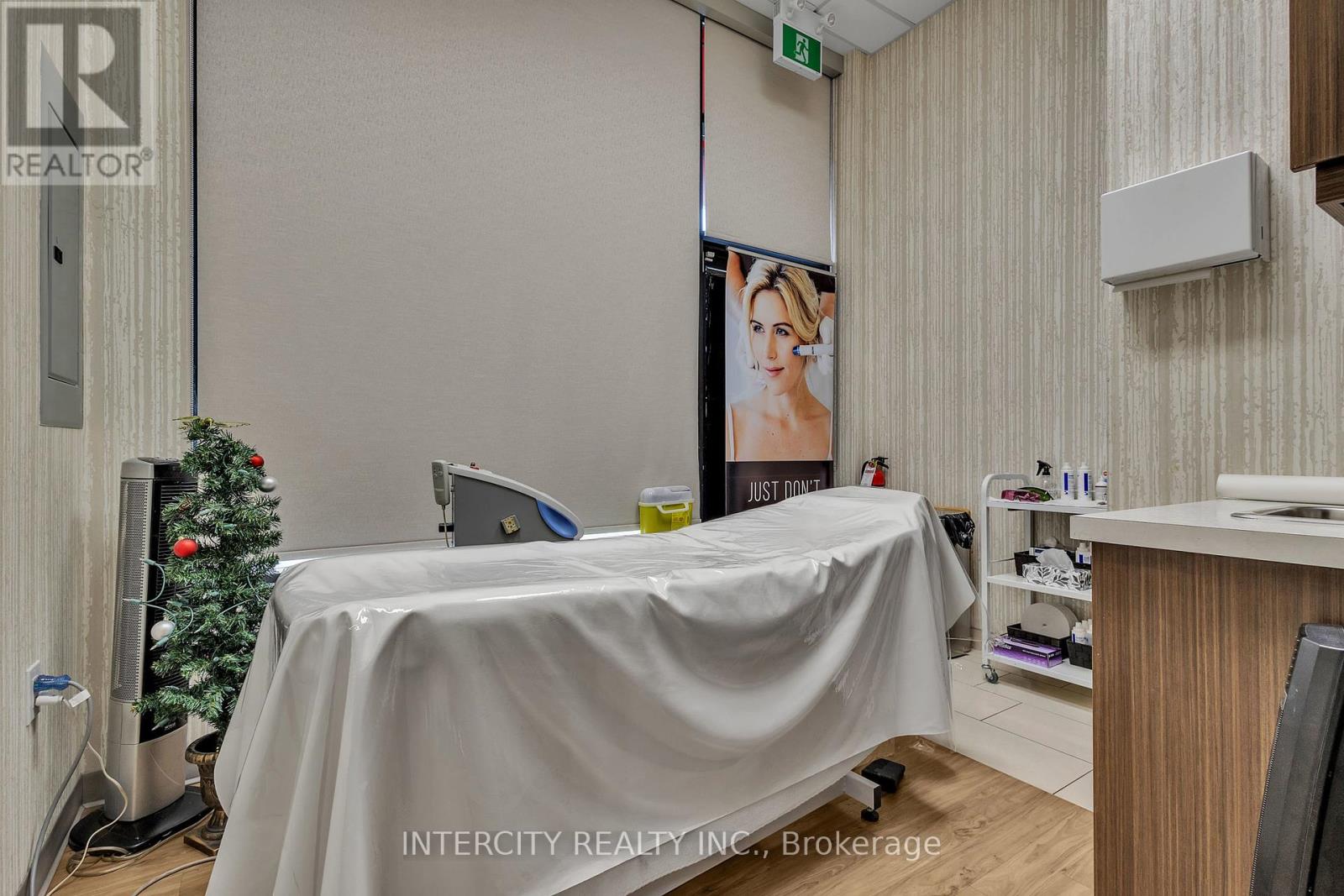 1 - 55 Dusk Drive, Brampton, Ontario  L6Y 5Z6 - Photo 12 - W10410121