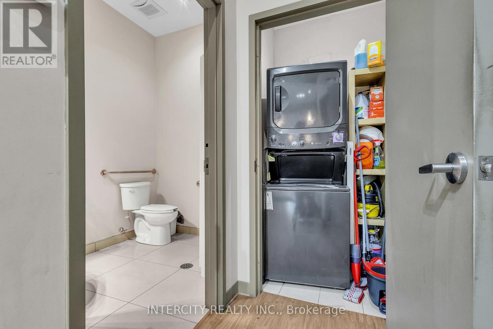 1 - 55 Dusk Drive, Brampton, Ontario  L6Y 5Z6 - Photo 19 - W10410121