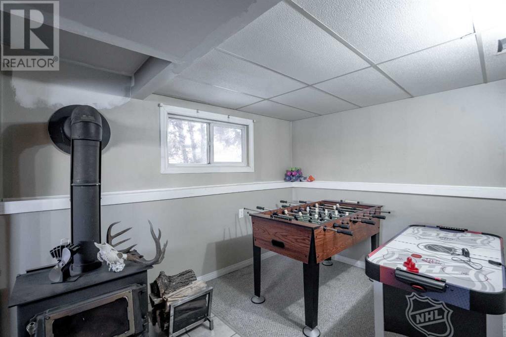 9713 75 Avenue, Peace River, Alberta  T8S 1E1 - Photo 14 - A2185075