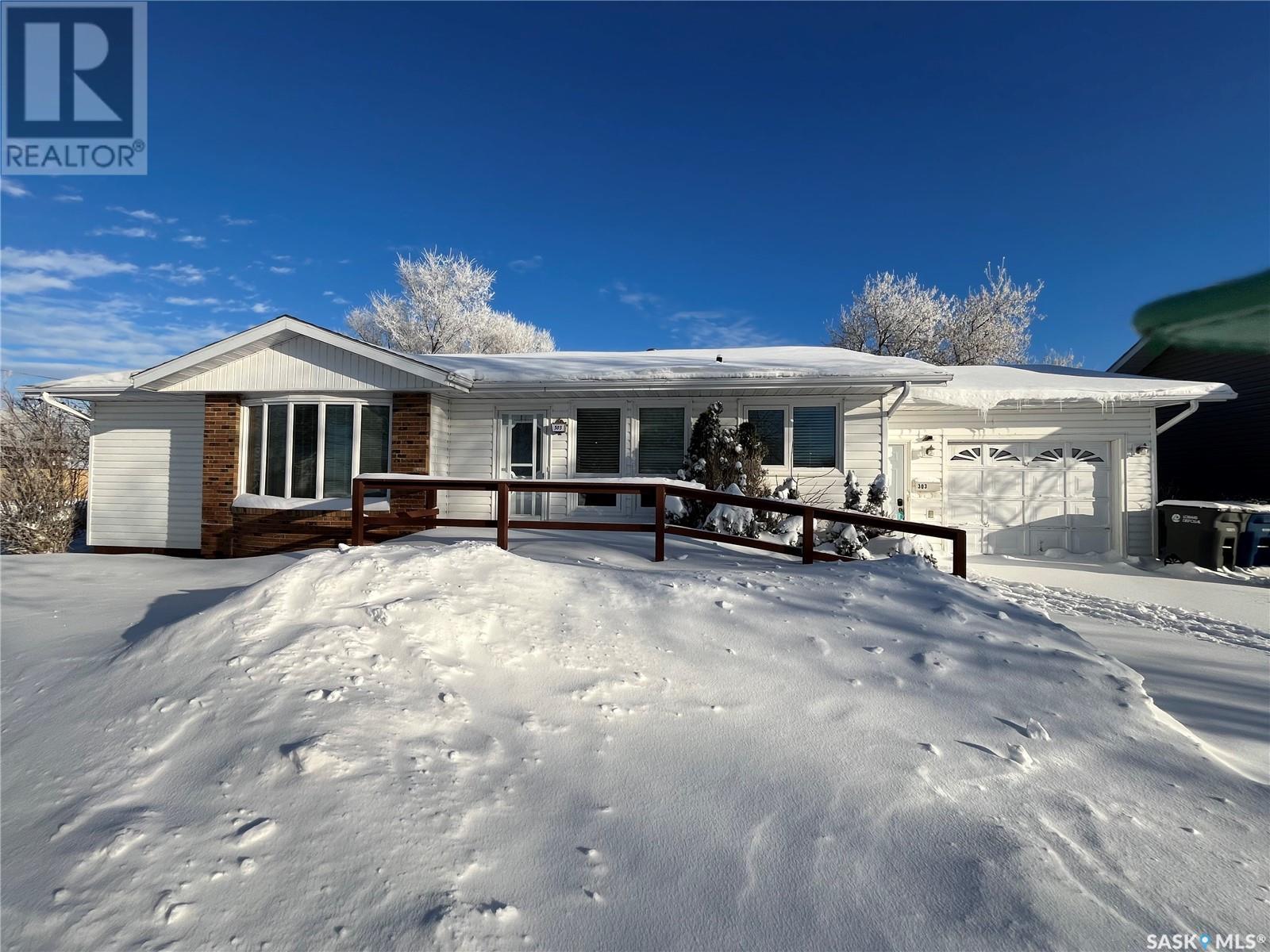 303 2nd AVENUE W, montmartre, Saskatchewan