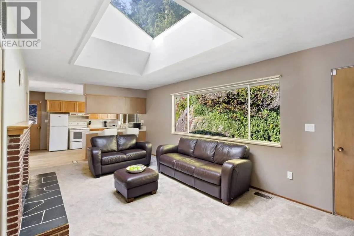 47x0 Caulfield Drive, West Vancouver, British Columbia  V7W 1G5 - Photo 10 - R2952531