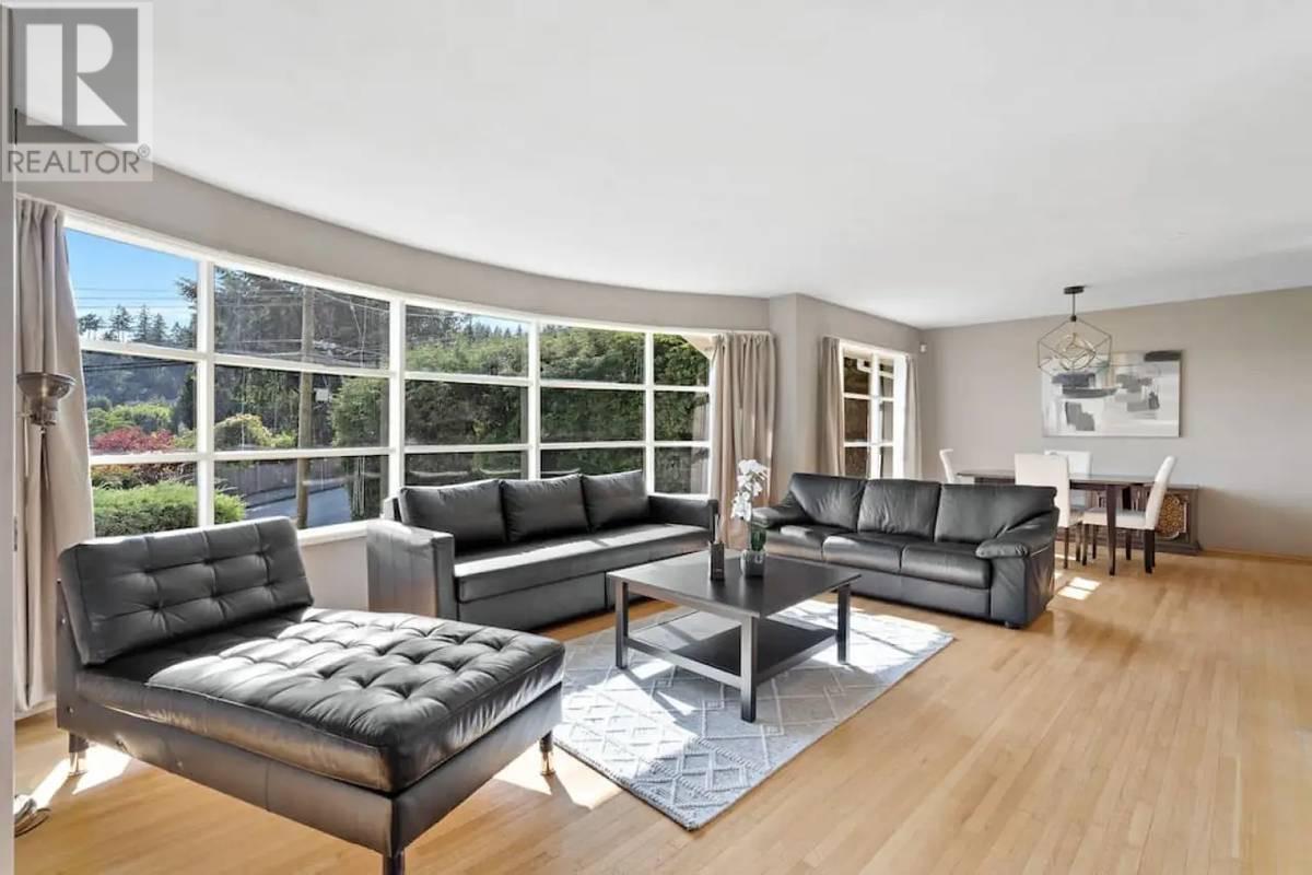 47x0 Caulfield Drive, West Vancouver, British Columbia  V7W 1G5 - Photo 2 - R2952531