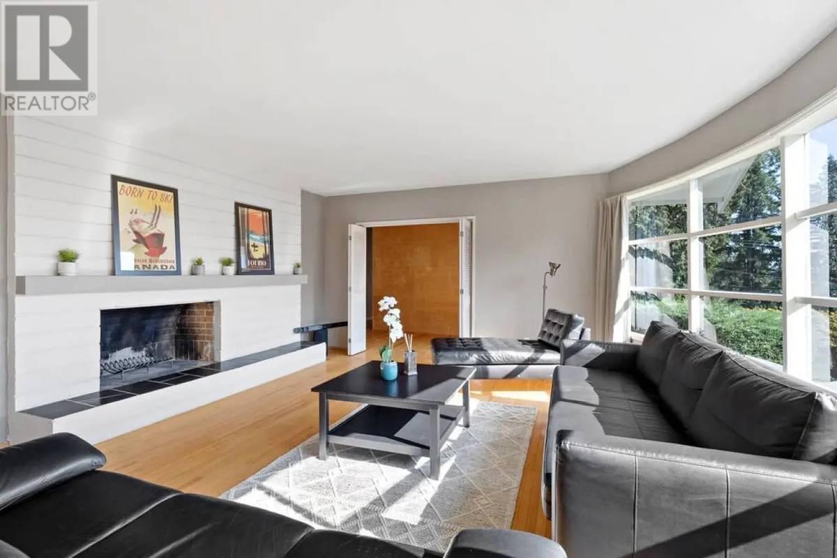 47x0 Caulfield Drive, West Vancouver, British Columbia  V7W 1G5 - Photo 4 - R2952531