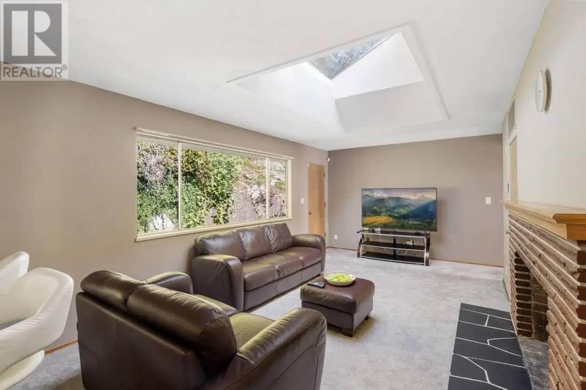47x0 Caulfield Drive, West Vancouver, British Columbia  V7W 1G5 - Photo 9 - R2952531