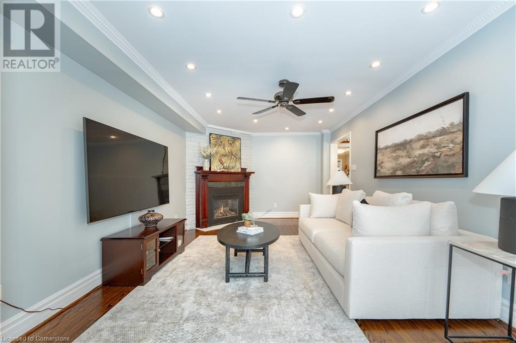 1225 Saddler Circle, Oakville, Ontario  L6M 2X5 - Photo 11 - 40683846