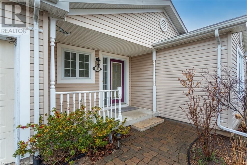 114 Glenariff Drive, Freelton, Ontario  L8B 1A5 - Photo 4 - 40687374