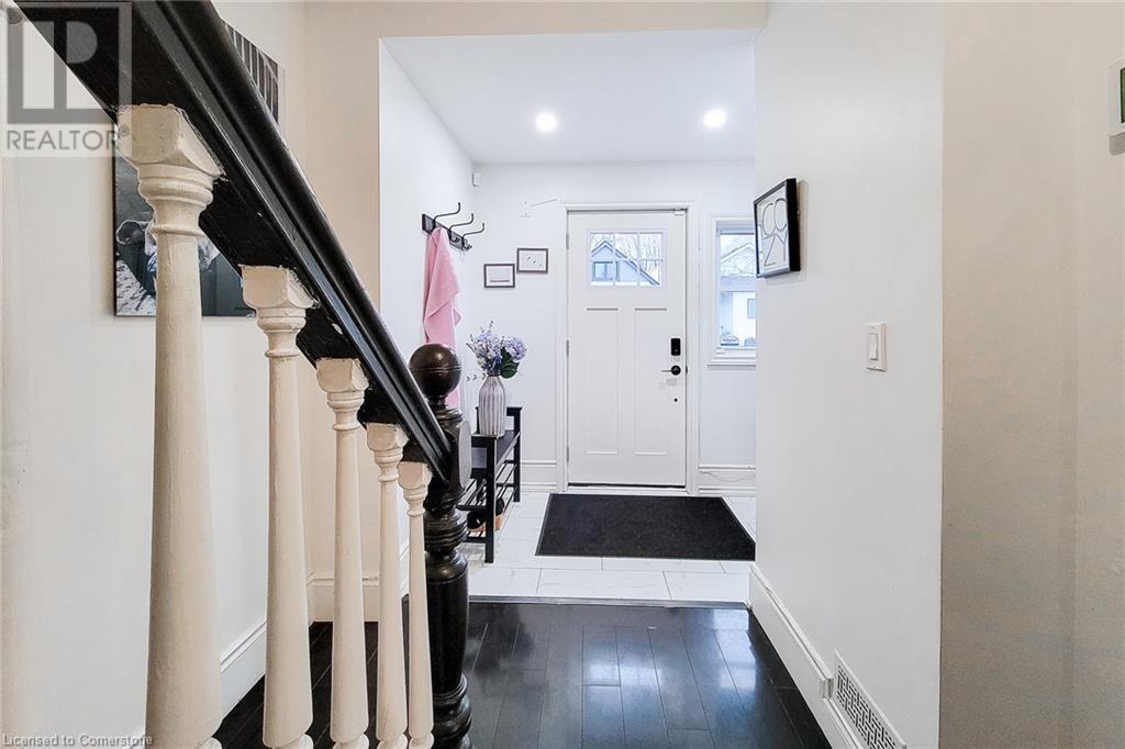 45 Robins Avenue, Hamilton, Ontario  L8H 4N1 - Photo 5 - 40686820