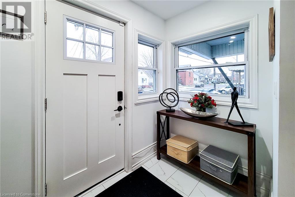 45 Robins Avenue, Hamilton, Ontario  L8H 4N1 - Photo 4 - 40686820