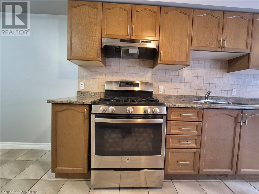 18 Celestial Crescent, Hamilton, Ontario  L0R 1P0 - Photo 10 - 40686789