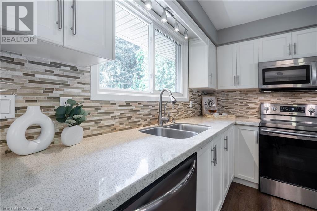 470 John Frederick Drive, Ancaster, Ontario  L9G 2R2 - Photo 6 - 40687293