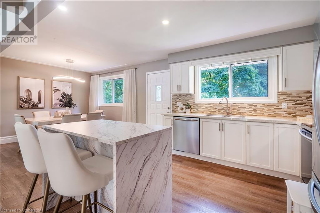 470 John Frederick Drive, Ancaster, Ontario  L9G 2R2 - Photo 4 - 40687293