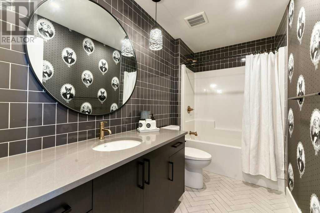 105 Trasimeno Crescent Sw, Calgary, Alberta  T3E 8B9 - Photo 22 - A2178270