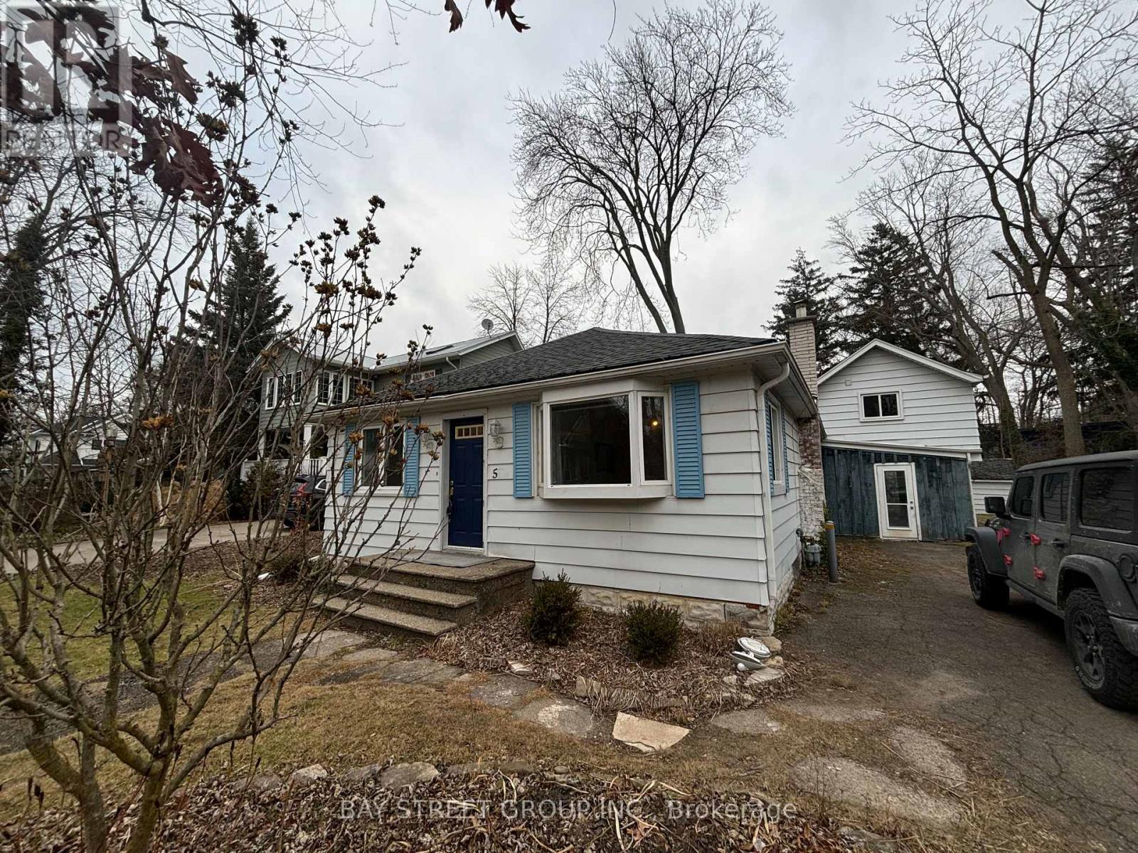 5 Wilberforce Avenue, Niagara-On-The-Lake, Ontario  L0S 1J0 - Photo 2 - X11907859