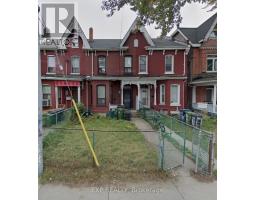 79 BALDWIN STREET, Toronto, Ontario