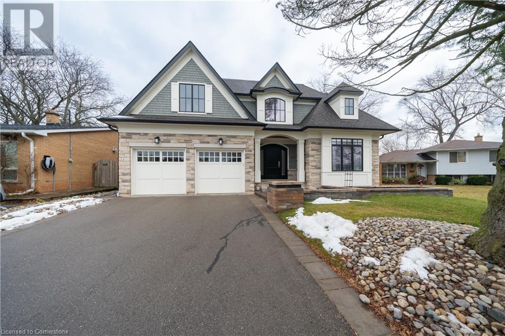 417 SCARSDALE Crescent, Oakville, Ontario